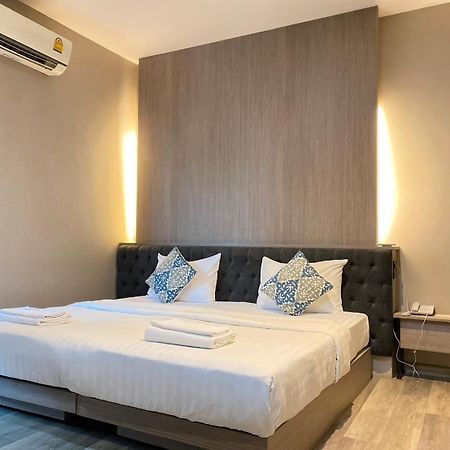 Tara Park Resotel Rangsit Екстериор снимка