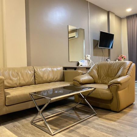 Tara Park Resotel Rangsit Екстериор снимка