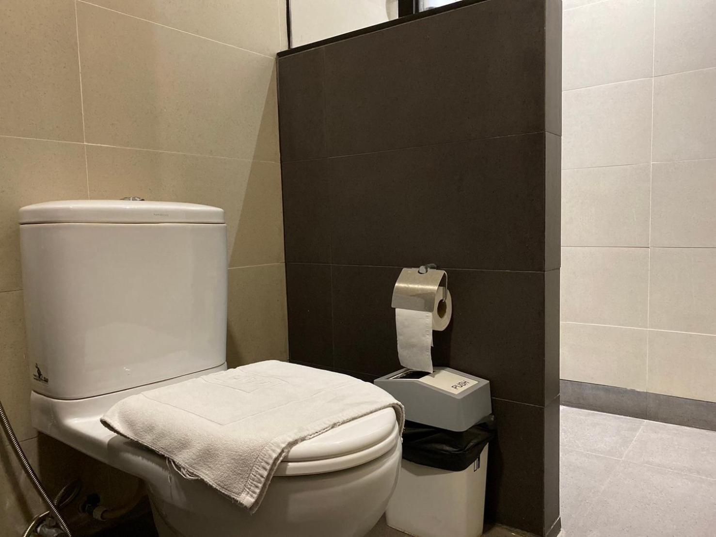 Tara Park Resotel Rangsit Екстериор снимка