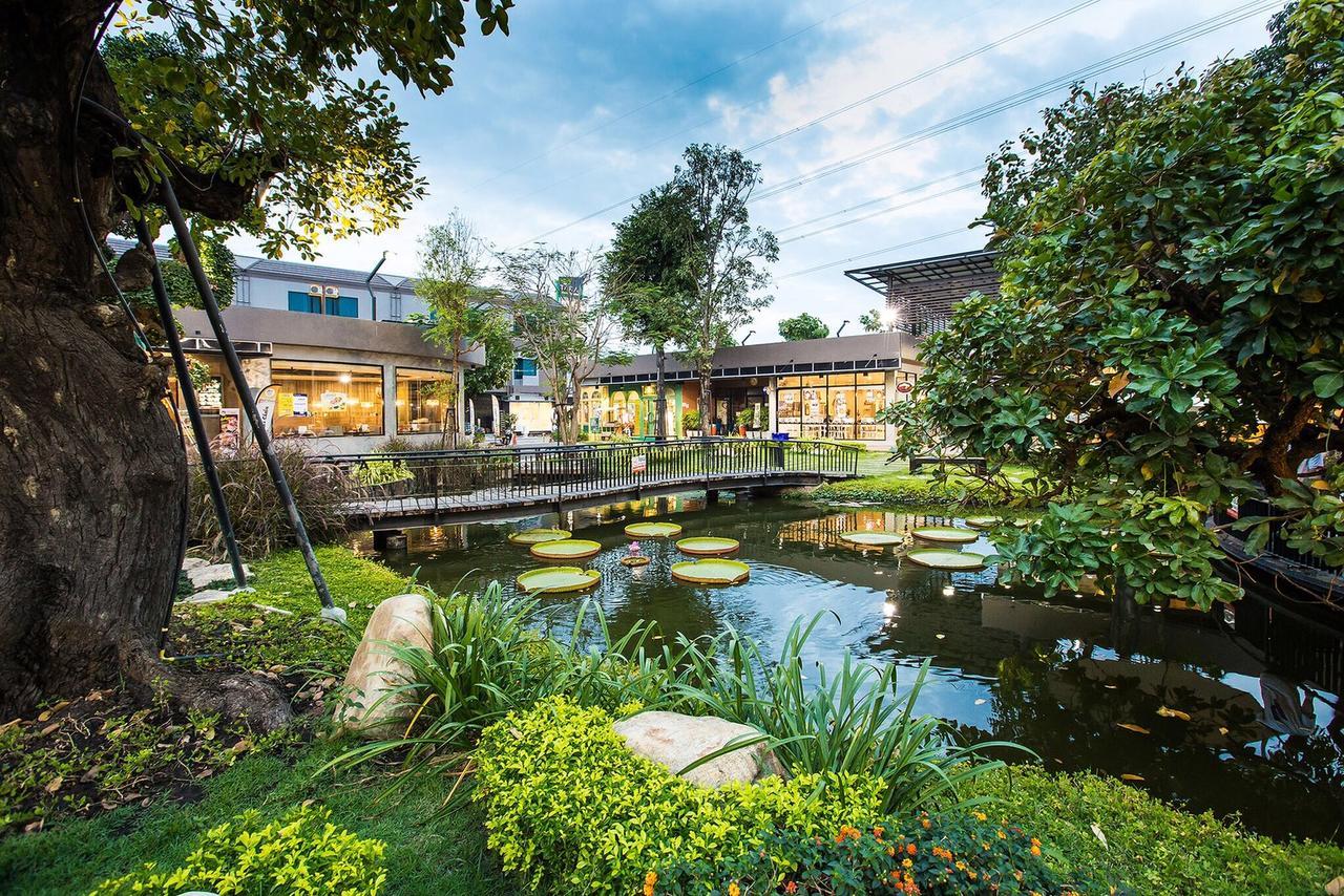 Tara Park Resotel Rangsit Екстериор снимка