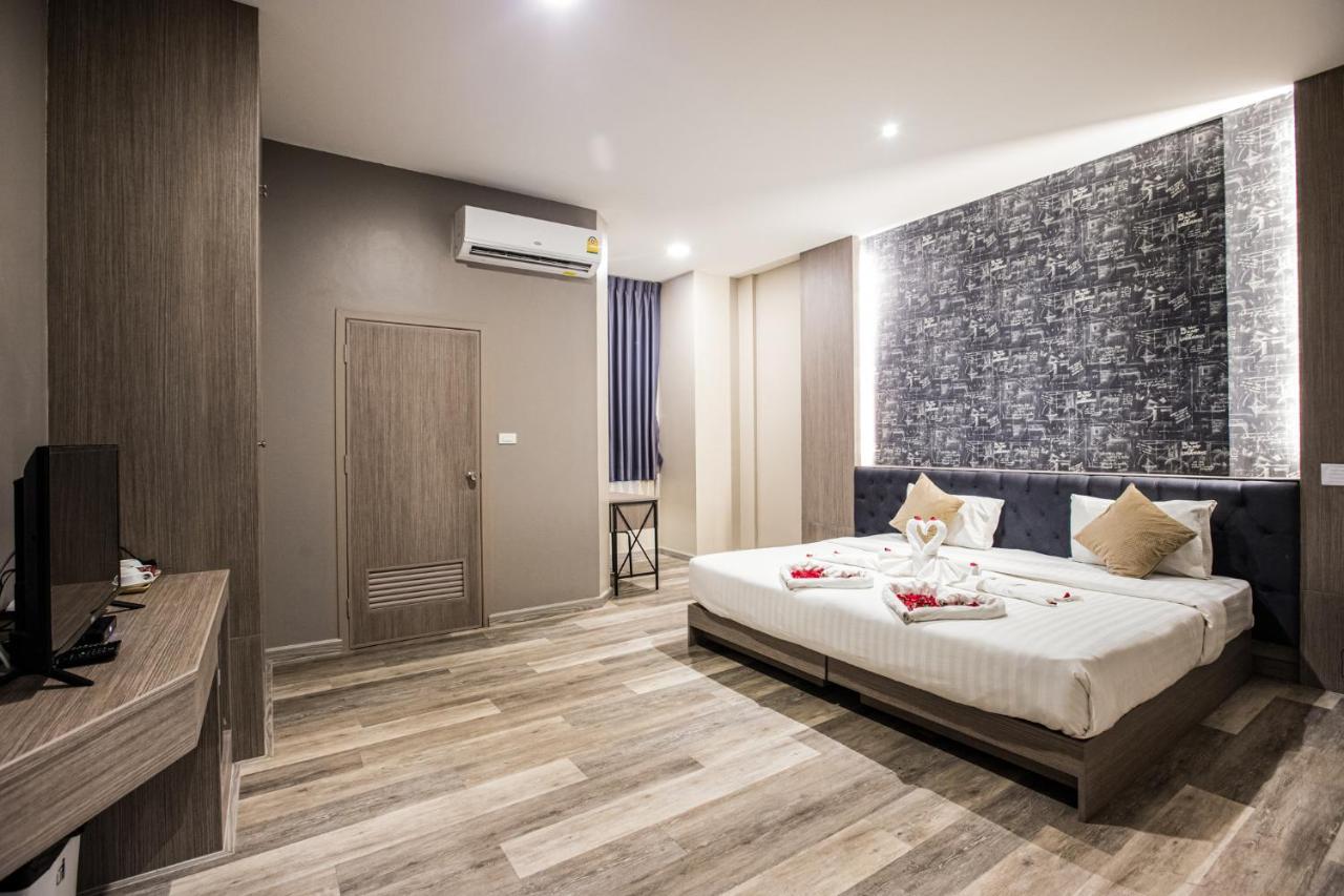 Tara Park Resotel Rangsit Екстериор снимка